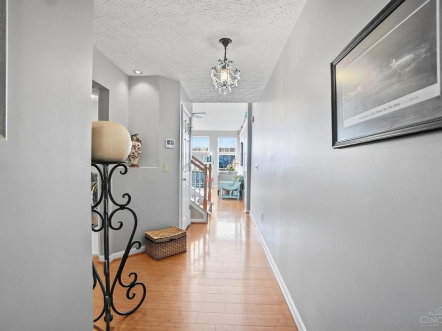 4019 Fieldsedge Drive, Mason, OH 45040 Photo 6