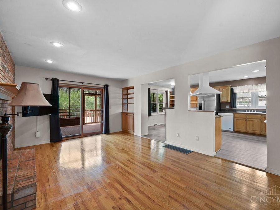 805 Weymouth Court, Springdale, OH 45240 Photo 24