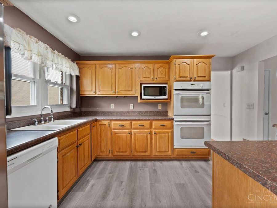 805 Weymouth Court, Springdale, OH 45240 Photo 25
