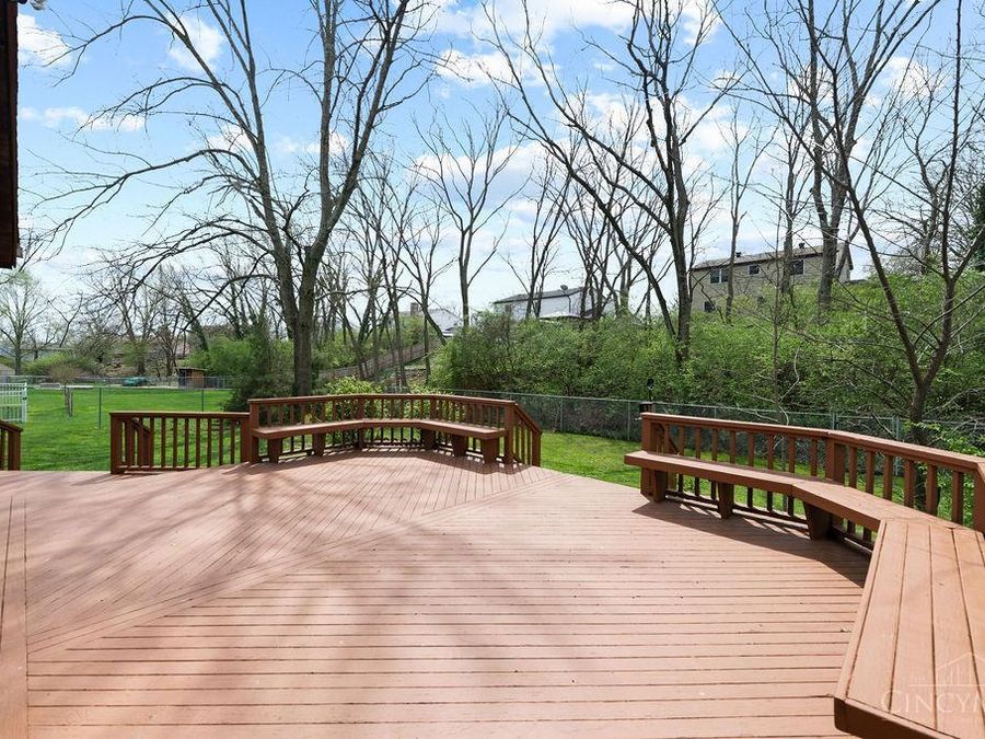805 Weymouth Court, Springdale, OH 45240 Photo 7