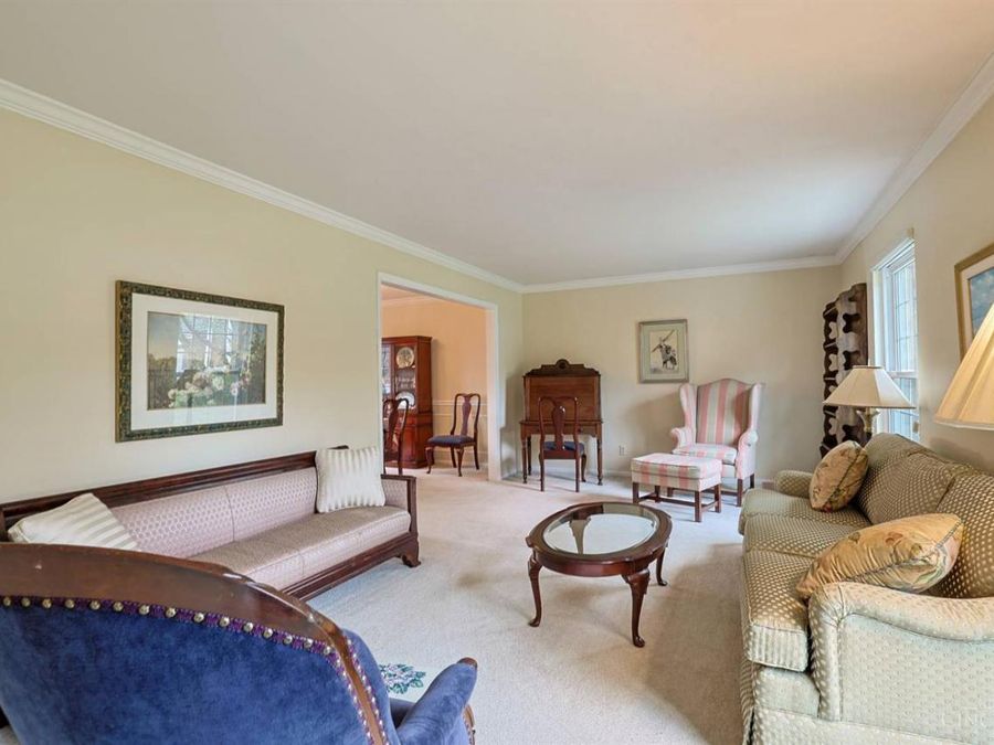 3261 Boxwood Circle, Evendale, OH 45241 Photo 8