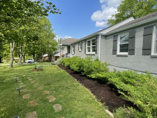 4418 Saunders Ave , Nashville, TN 37216