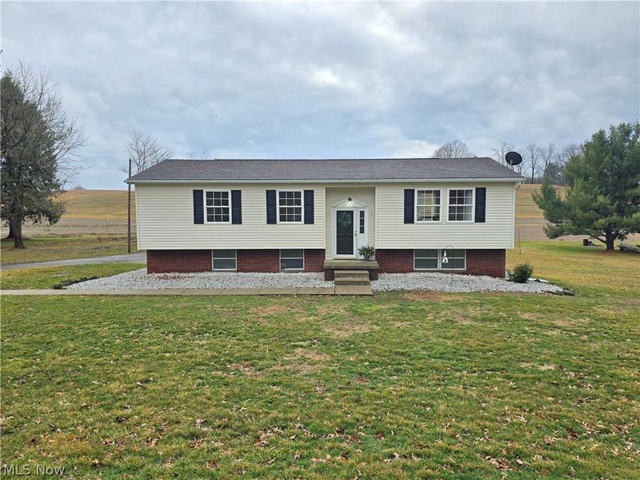 25471 Township Road 192 , Coshocton, OH 43812 Photo 1