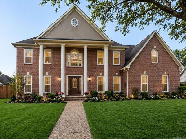 1553 John Ridge , Memphis, TN 38017