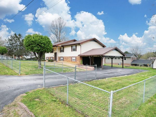 1990 Ann Lane NW, Cleveland, TN 37312