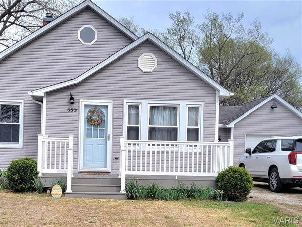 680 N Main Street , New Minden, IL 62263