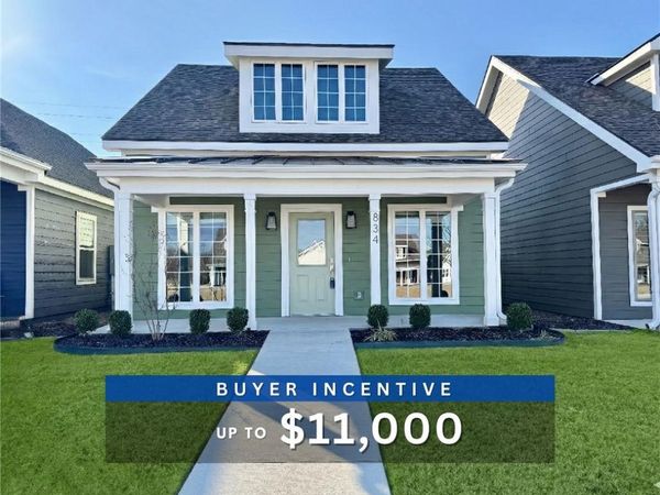 834 NE Heights Lane , Bentonville, AR 72712