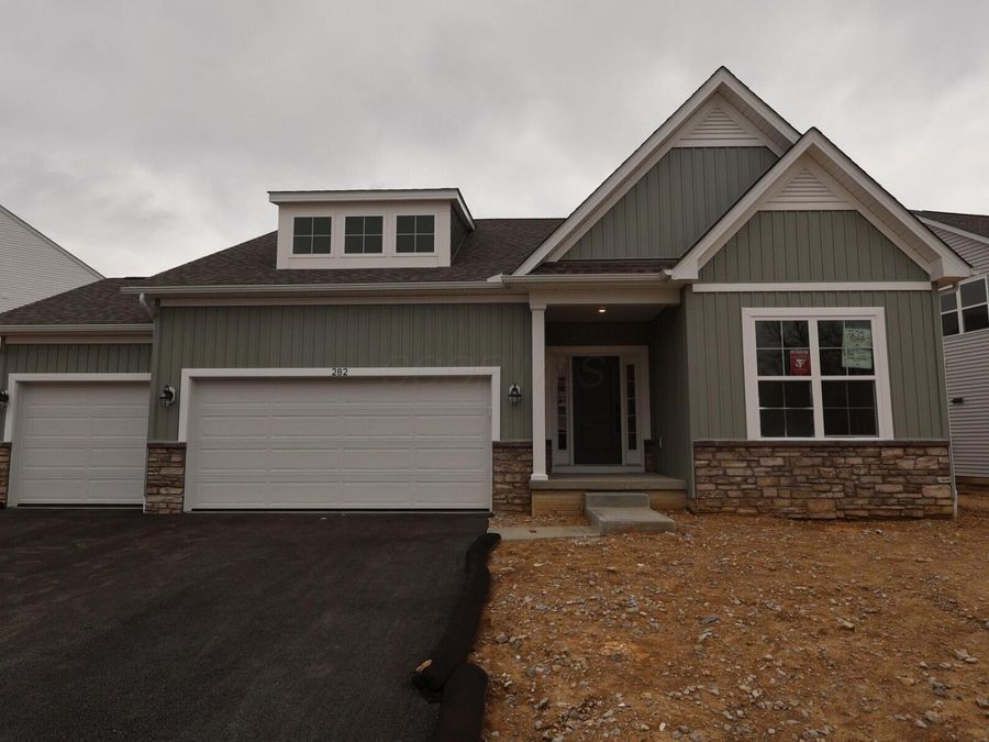 282 Olympic Loop , Commercial Point, OH 43116 Photo 1