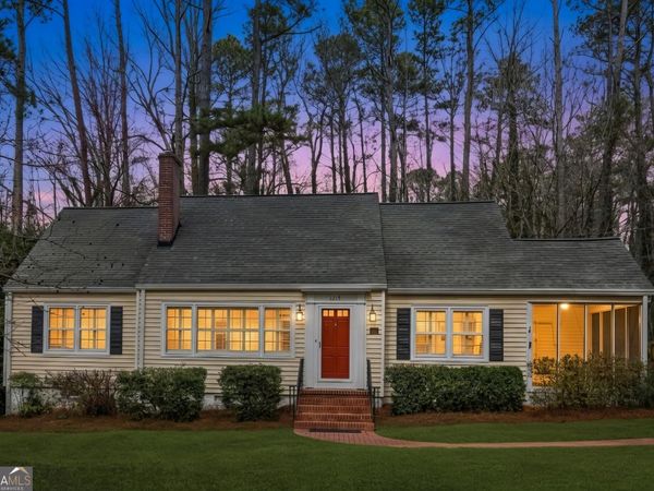 2215 Lyle Avenue, Atlanta, GA 30337