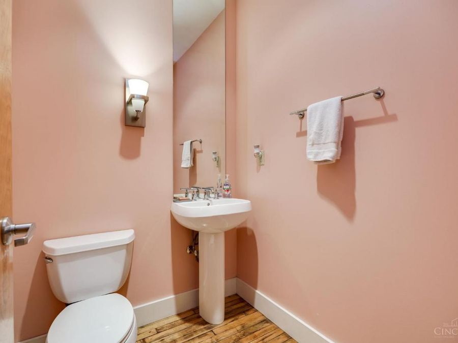26 E Sixth Street, Unit 501, Cincinnati, OH 45202 Photo 16