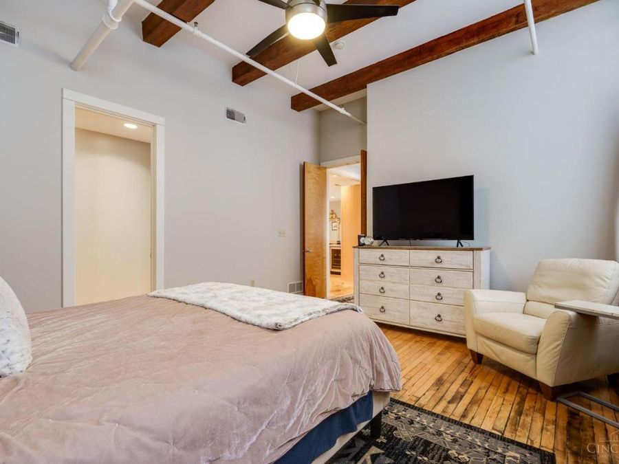 26 E Sixth Street, Unit 501, Cincinnati, OH 45202 Photo 18