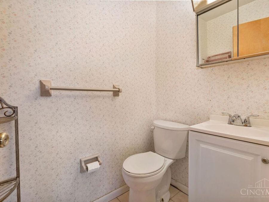 9369 Ranchill Drive, Cincinnati, OH 45231 Photo 15
