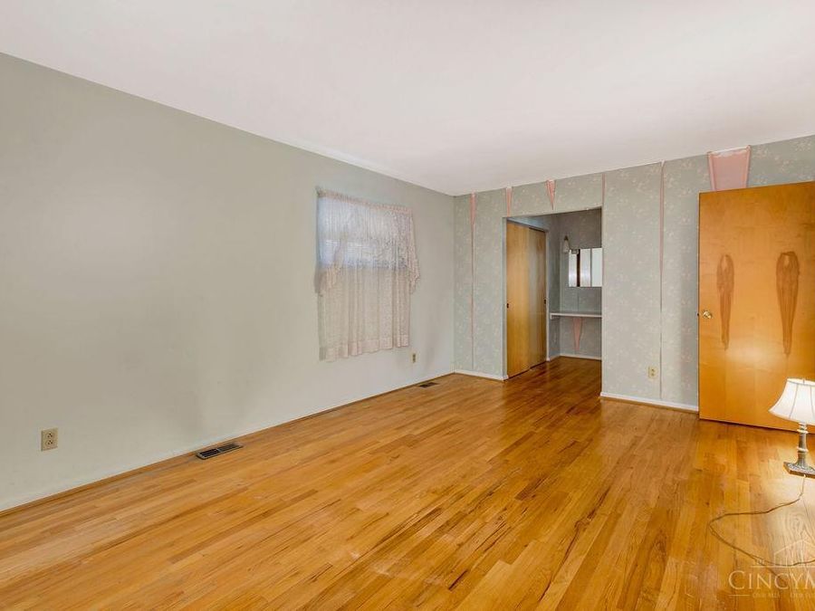 9369 Ranchill Drive, Cincinnati, OH 45231 Photo 19