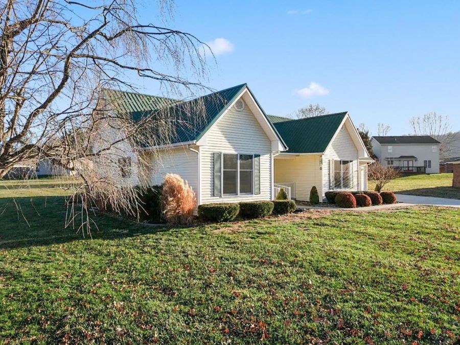 295 Litton Circle, Aberdeen, OH 45101 Photo 3