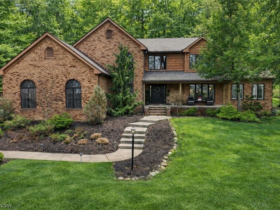 3949 N Shore Drive , Bath, OH 44333 Photo 1