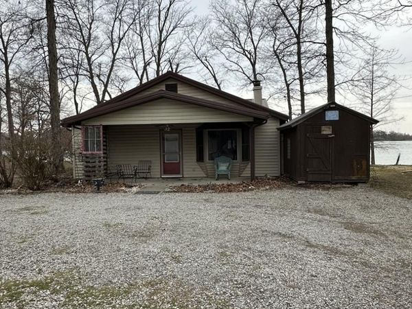 8277 Clark Trail , Duquoin, IL 62832