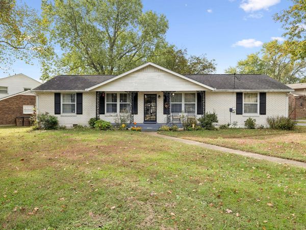 3831 Dewain Dr , Nashville, TN 37211