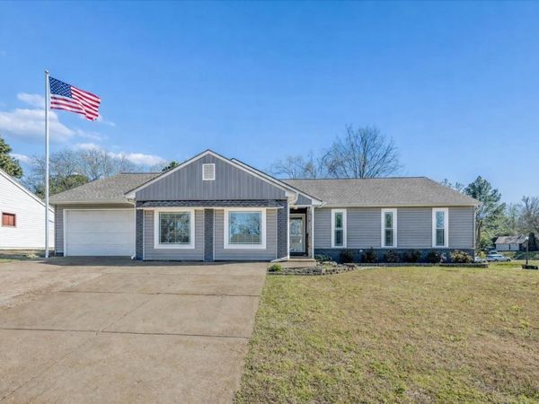8225 TIMBER HILL TRL , Cordova, TN 38016