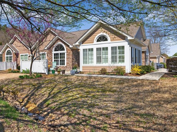 861 Carlisle Lane , Chattanooga, TN 37405