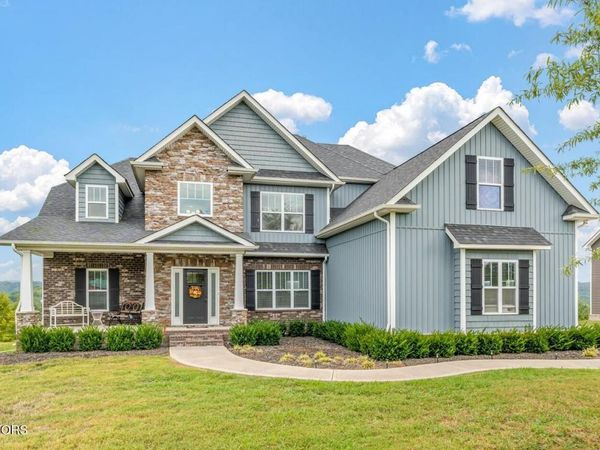 113 Sweetberry St, Oak Ridge, TN 37830