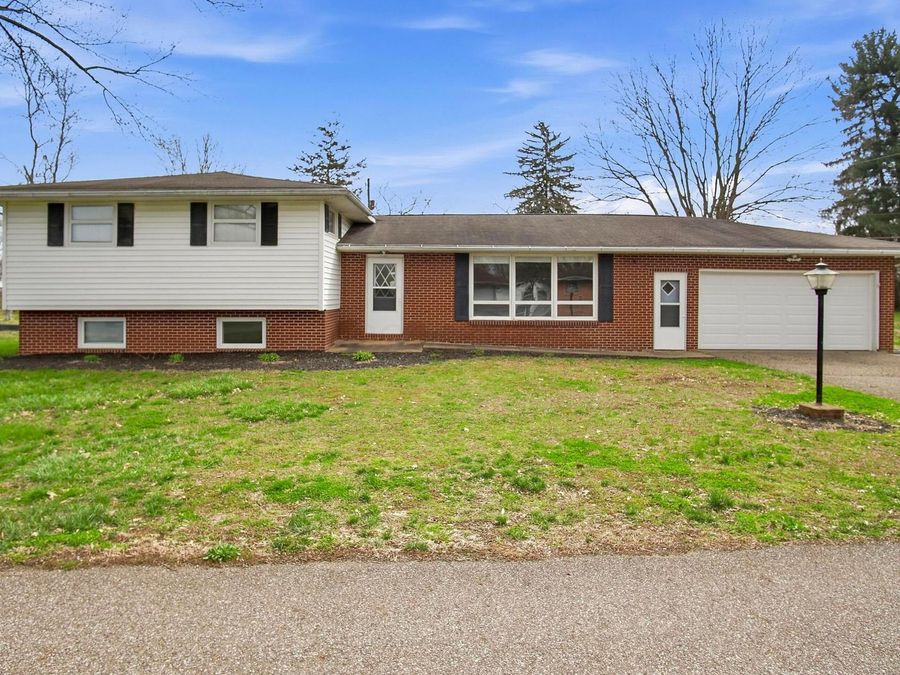 12360 2nd Avenue , Trinway, OH 43842 Photo 1
