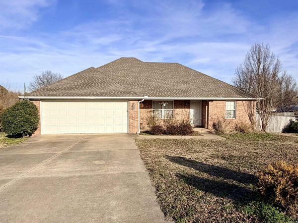 1705 11th S , Paragould, AR 72450