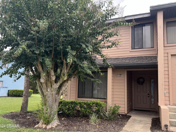 129 Blue Heron Drive, Unit A, Daytona Beach, FL 32119