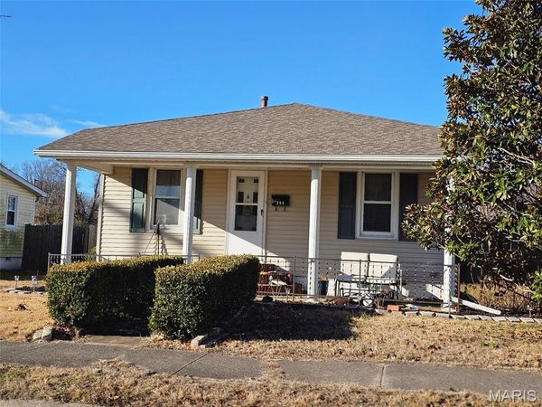 305 N James Street , Sparta, IL 62286