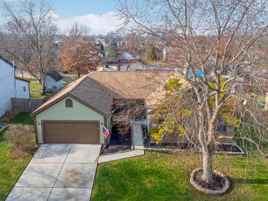 701 Hunters Run , Gahanna, OH 43230 Photo 1