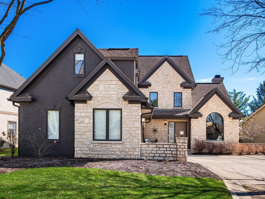 9821 Oxford Circle , Powell, OH 43065 Photo 1