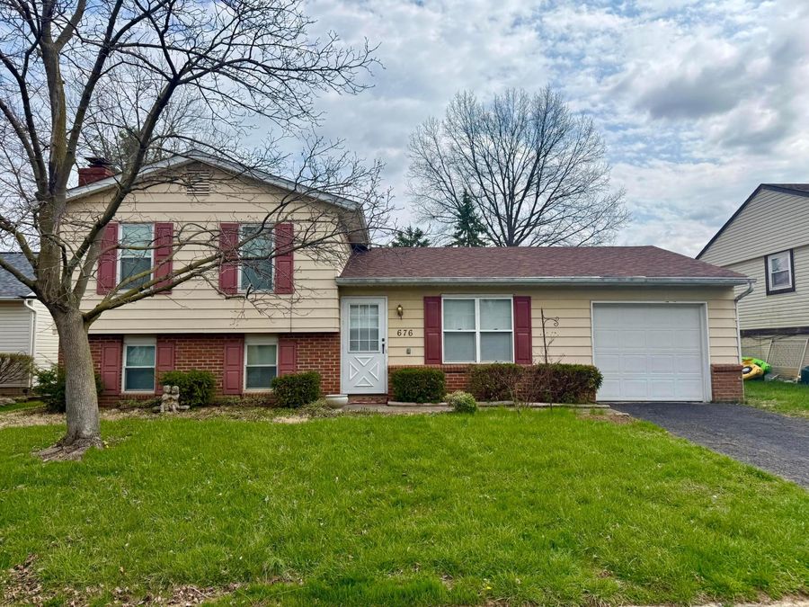 676 Juniper Lane , Columbus, OH 43230 Photo 1
