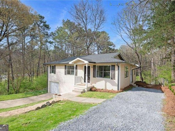 184 Ivey Drive NW, Calhoun, GA 30701