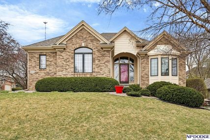 3245 N 159 Street , Omaha, NE 68116