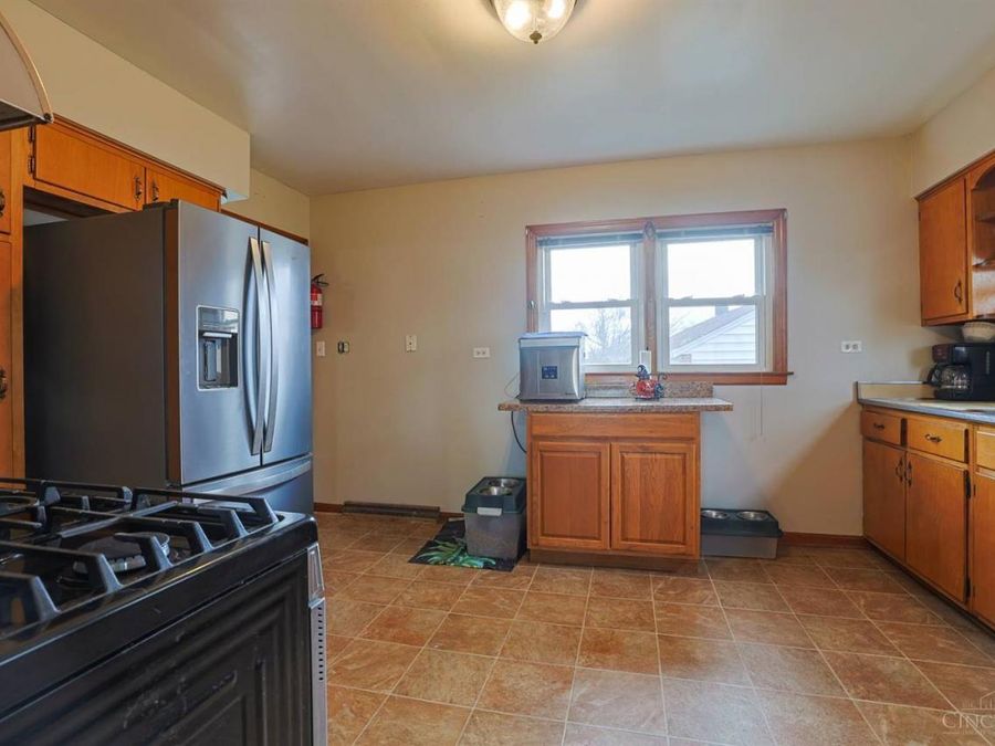 656 W Plane Street, Bethel, OH 45106 Photo 11