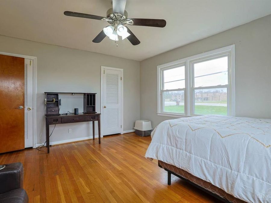 656 W Plane Street, Bethel, OH 45106 Photo 17