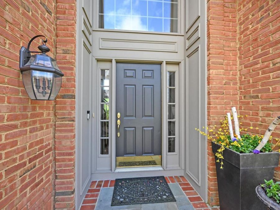 7721 Pine Isle Court, Newtown, OH 45244 Photo 3