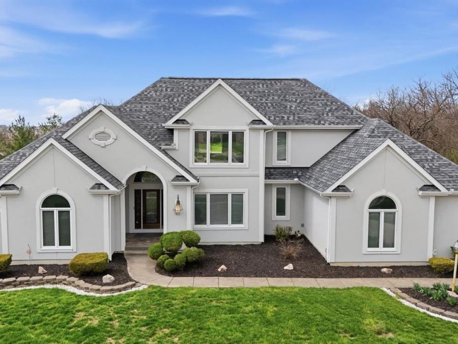5201 Kingsfjord Court, West Chester, OH 45069 Photo 1