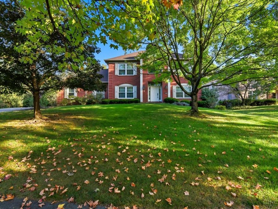 2 Clarke Court, Glendale, OH 45246 Photo 1