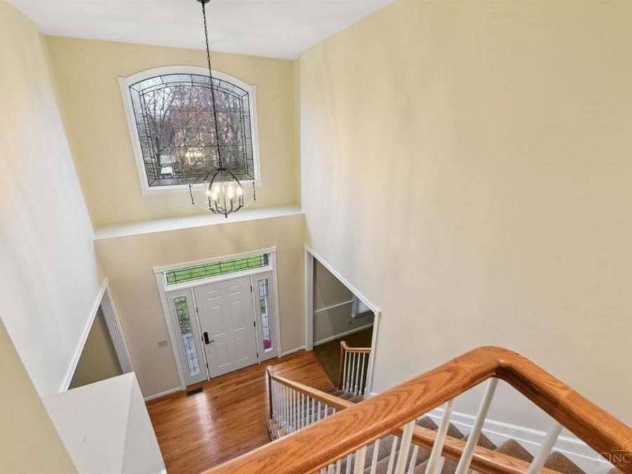 2 Clarke Court, Glendale, OH 45246 Photo 18