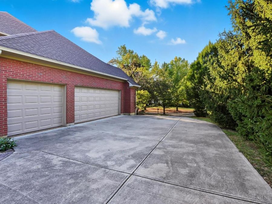 2 Clarke Court, Glendale, OH 45246 Photo 43