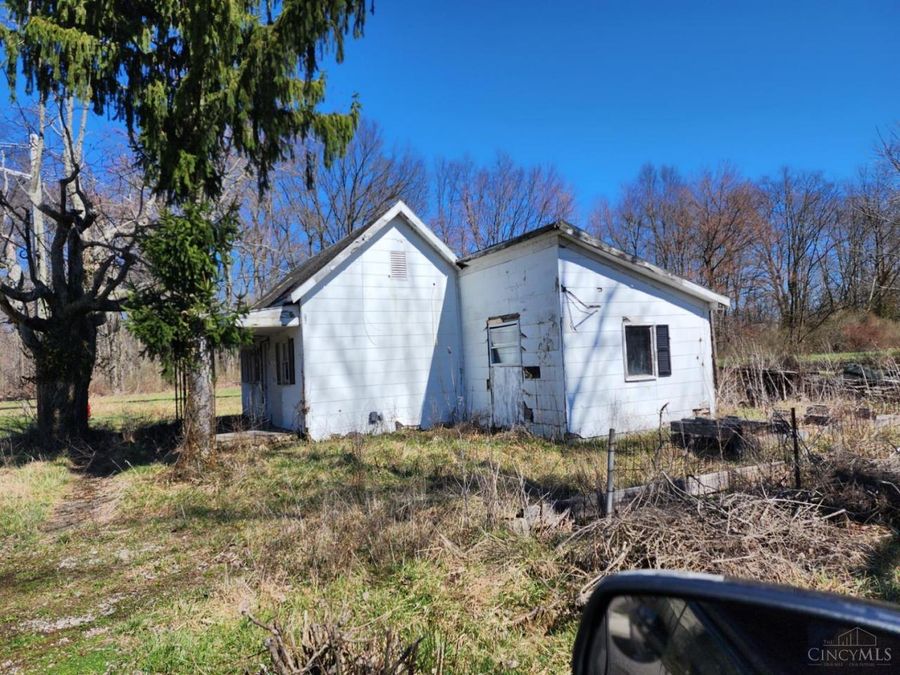 60 N Hartford Avenue, Winchester, OH 45697 Photo 3