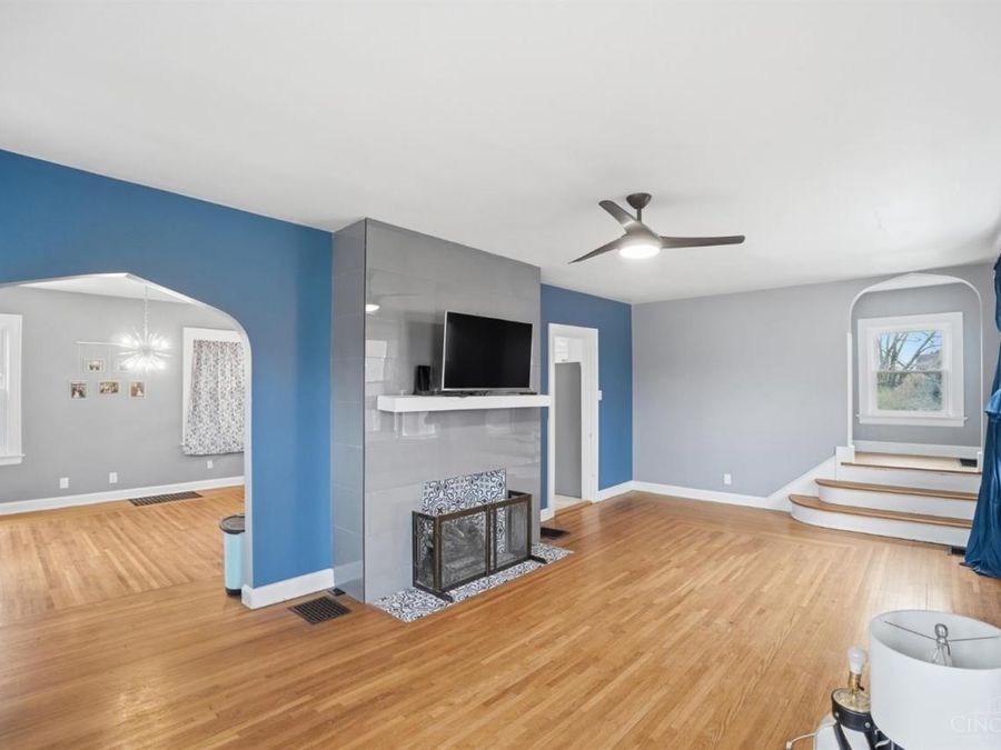 3637 Mozart Avenue, Cheviot, OH 45211 Photo 4