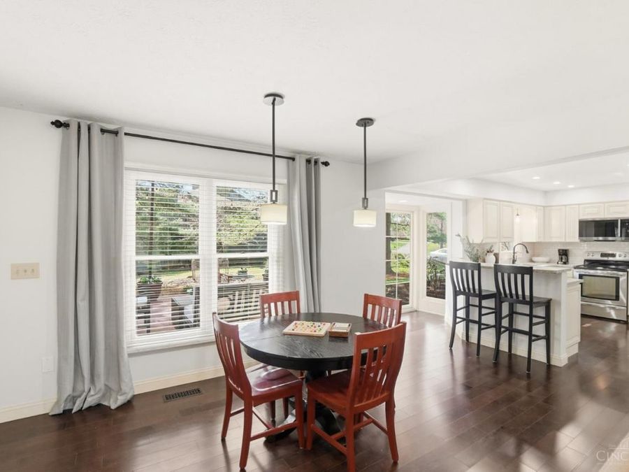 10701 Old Pond Drive, Montgomery, OH 45249 Photo 19