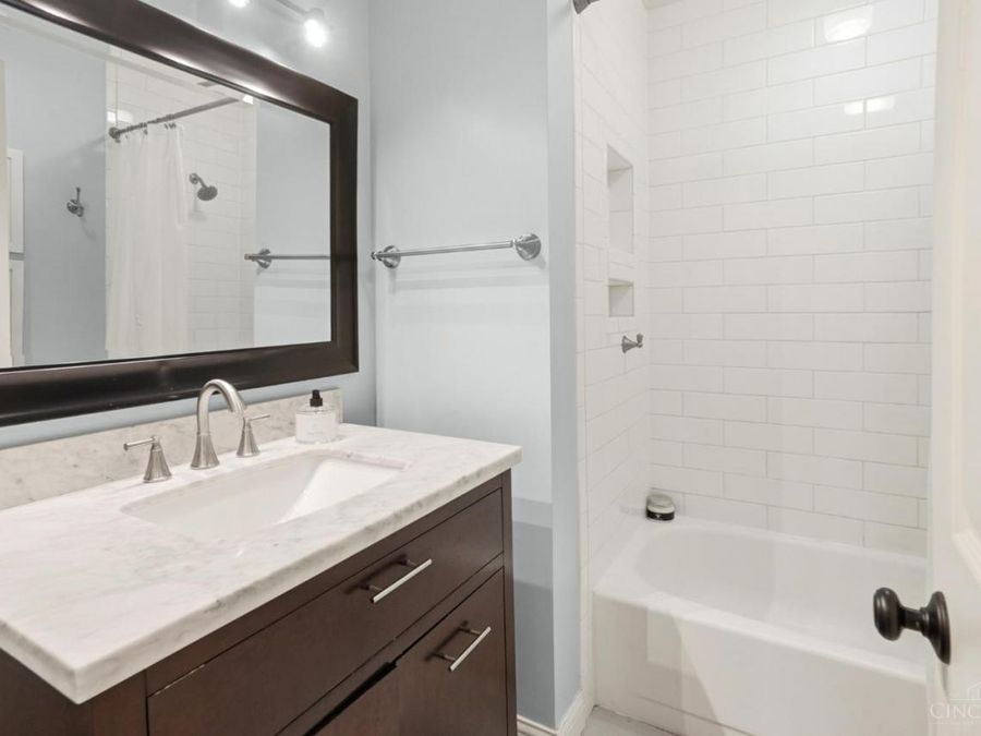10701 Old Pond Drive, Montgomery, OH 45249 Photo 34