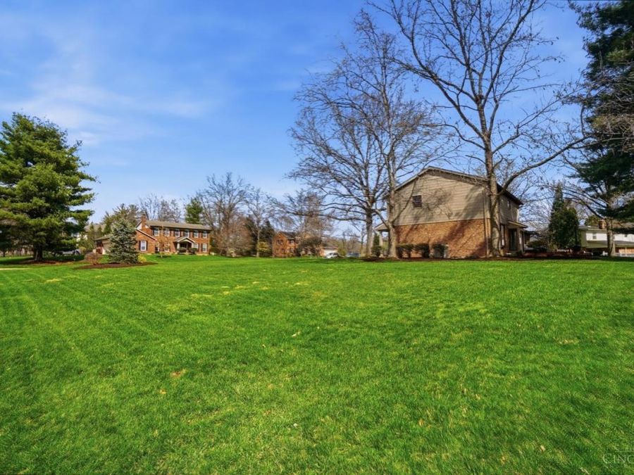 10701 Old Pond Drive, Montgomery, OH 45249 Photo 52