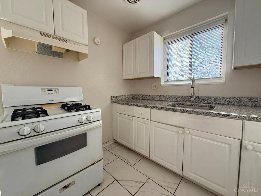 2535 Lysle Lane, Cincinnati, OH 45212 Photo 22