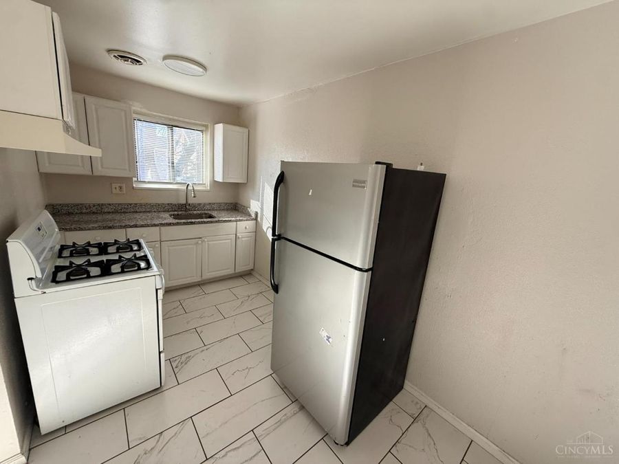 2535 Lysle Lane, Cincinnati, OH 45212 Photo 23