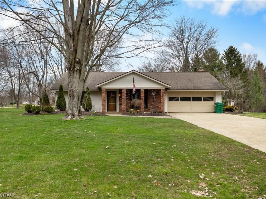 391 Kathleen Drive , Jefferson, OH 44047 Photo 1