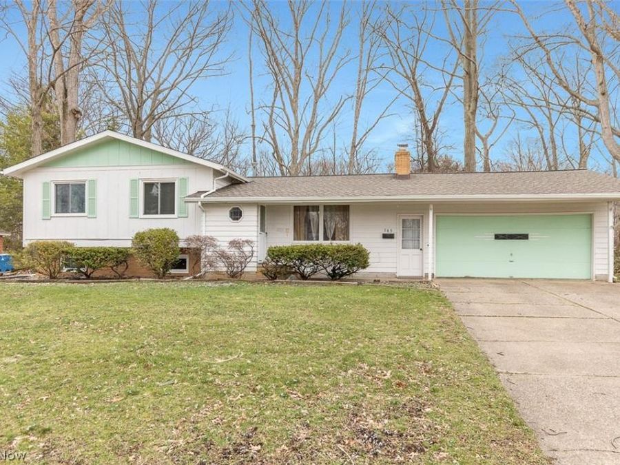 165 Woodhill Drive , Amherst, OH 44001 Photo 1