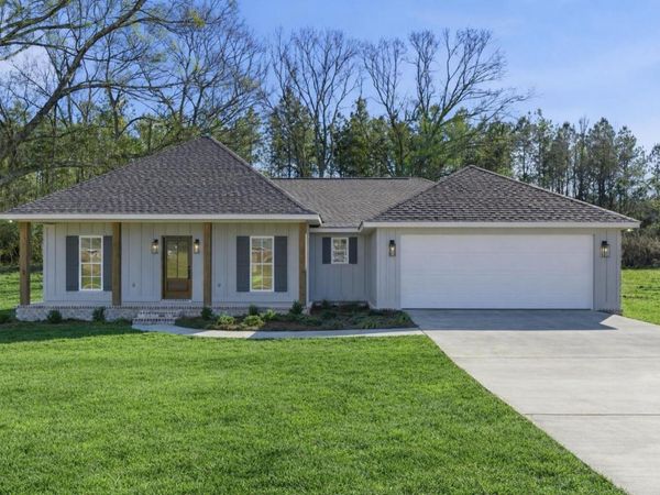 12 Kinsey Blvd., Sumrall, MS 39482